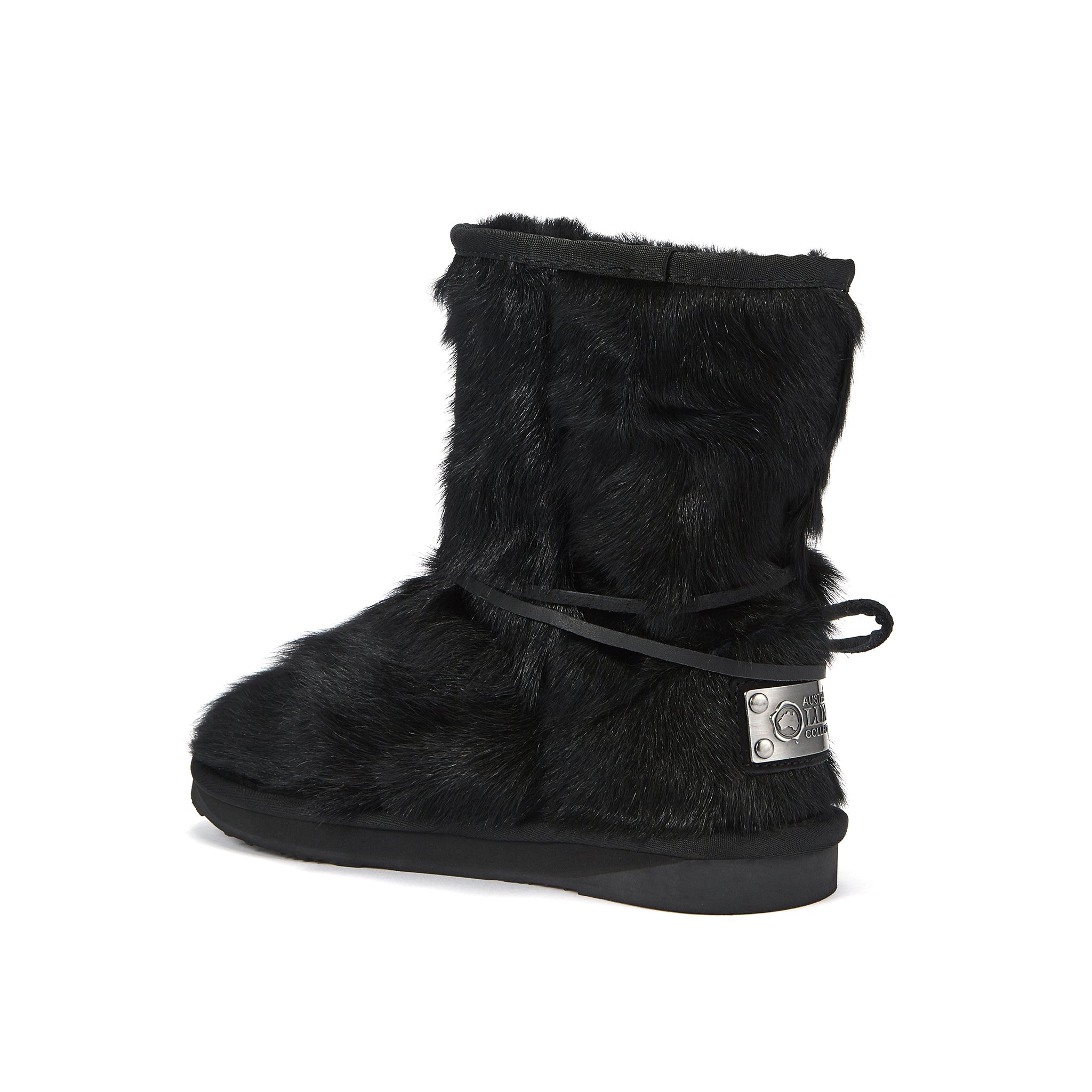 Luxe's Cosy Short boot with a twist. Super soft goat fur outer